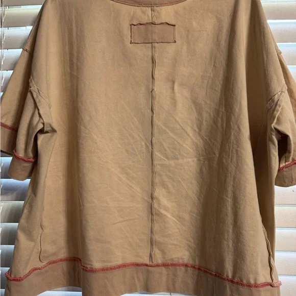 Easel Beige Star Patchwork Short Sleeve Top - Picture 3 of 7